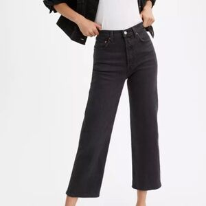 Levi's Ribcage High Waisted Washed Black Raw Edge Cropped Straight Ankle Jeans